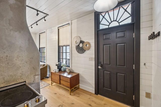 179 St Philip Street D And E, Charleston, SC 29403