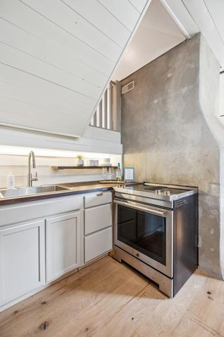 179 St Philip Street D And E, Charleston, SC 29403