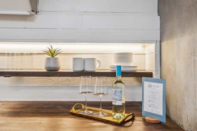 179 St Philip Street D And E, Charleston, SC 29403