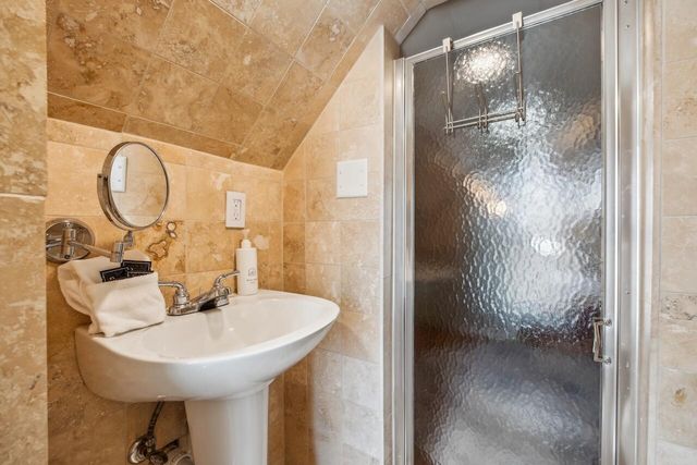 179 St Philip Street D And E, Charleston, SC 29403