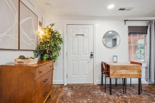 179 St Philip Street D And E, Charleston, SC 29403