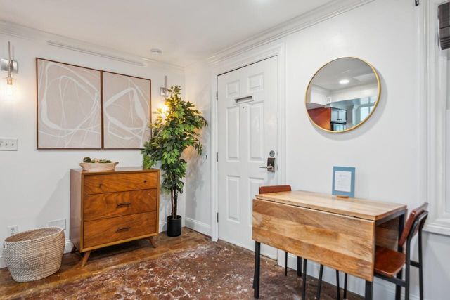 179 St Philip Street D And E, Charleston, SC 29403