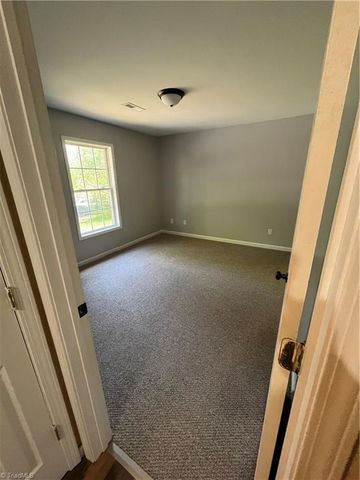 403 Farmer Avenue, Lexington, NC 27292