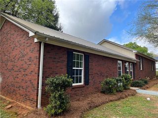 403 Farmer Avenue, Lexington, NC 27292