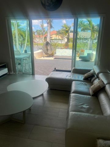 1130 Spyglass, Weston, FL 33326