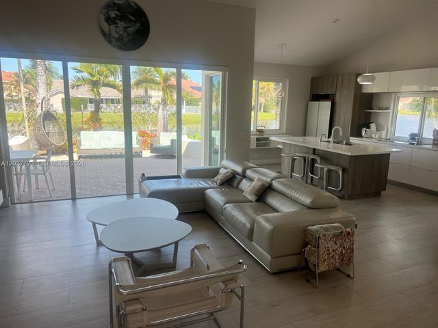 1130 Spyglass, Weston, FL 33326