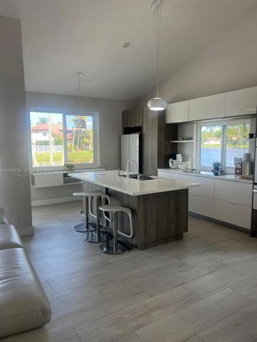 1130 Spyglass, Weston, FL 33326