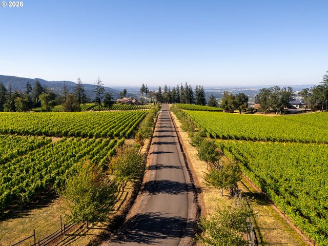 30540 Ne BELL Rd, Newberg, OR 97132