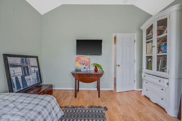 56 15th Street, West Babylon, NY 11704