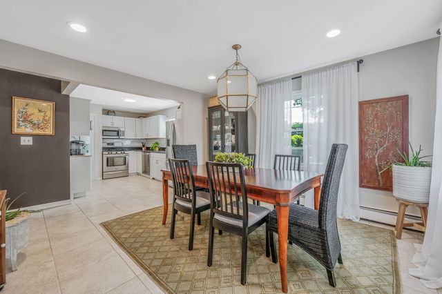 56 15th Street, West Babylon, NY 11704