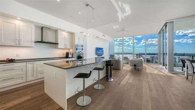 1155 N GULFSTREAM AVENUE 1704, Sarasota, FL 34236