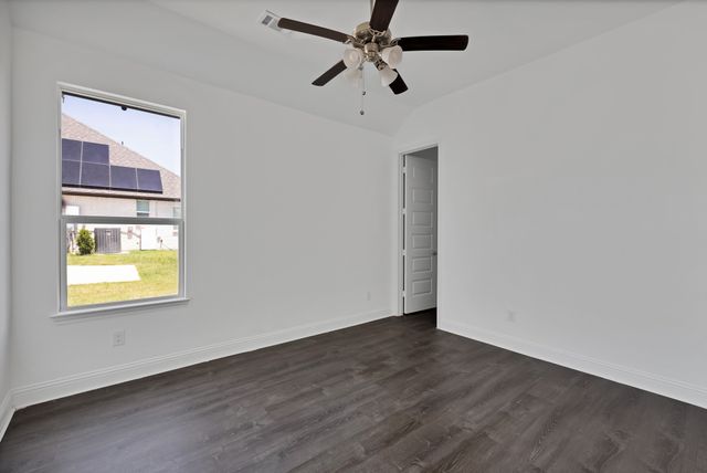 14908 S County Line Road, Justin, TX 76247