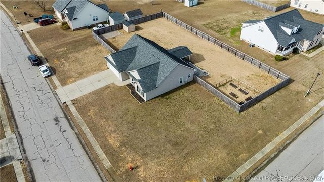 266 Ivywood Lane, Raeford, NC 28376