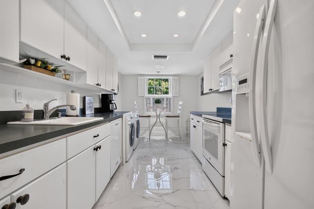 1251 Sugar Sands Boulevard 125, Singer Island, FL 33404