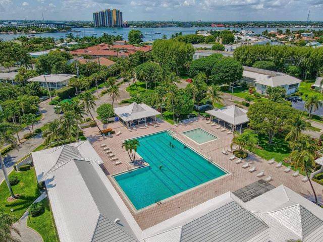 1251 Sugar Sands Boulevard 125, Singer Island, FL 33404