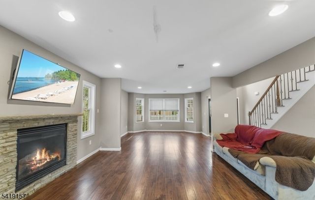 431 Raritan Rd, Linden City, NJ 07036