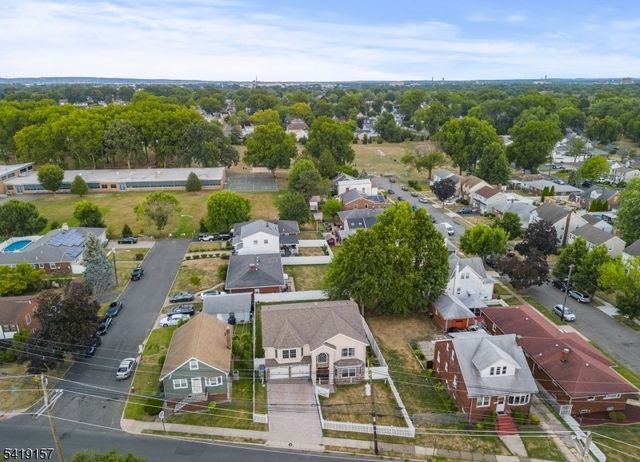 431 Raritan Rd, Linden City, NJ 07036