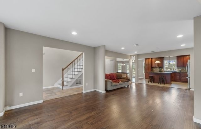 431 Raritan Rd, Linden City, NJ 07036