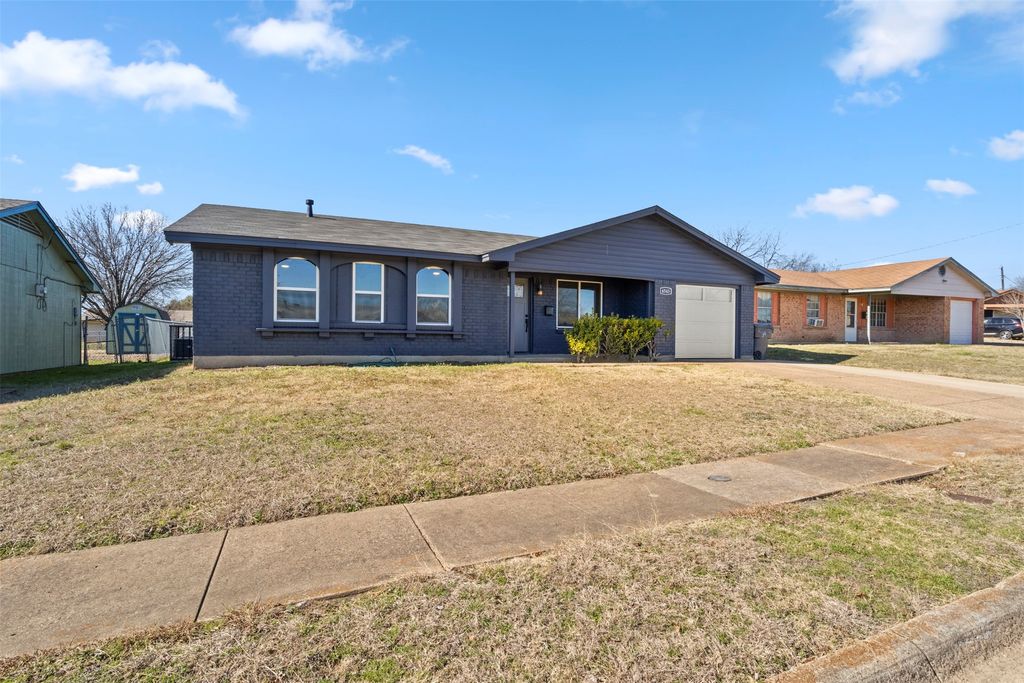 6543 Tioga Circle, Dallas, TX 75241