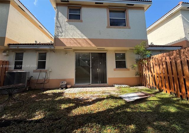 6542 Hidden Cove Dr 4-4, Davie, FL 33314