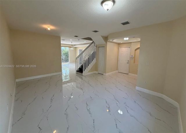 6542 Hidden Cove Dr 4-4, Davie, FL 33314