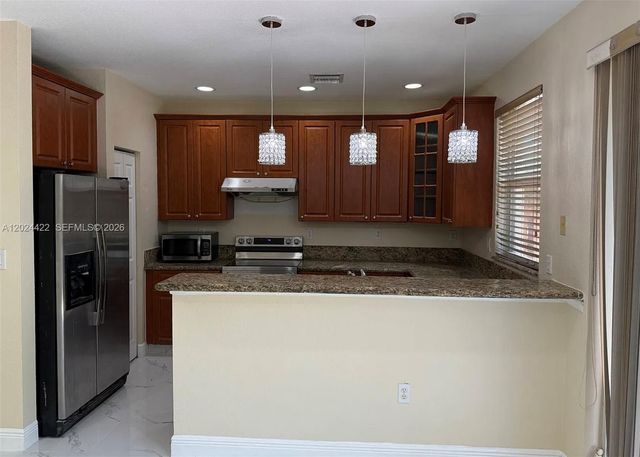 6542 Hidden Cove Dr 4-4, Davie, FL 33314