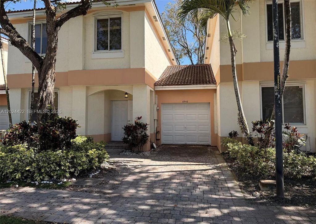 6542 Hidden Cove Dr 4-4, Davie, FL 33314