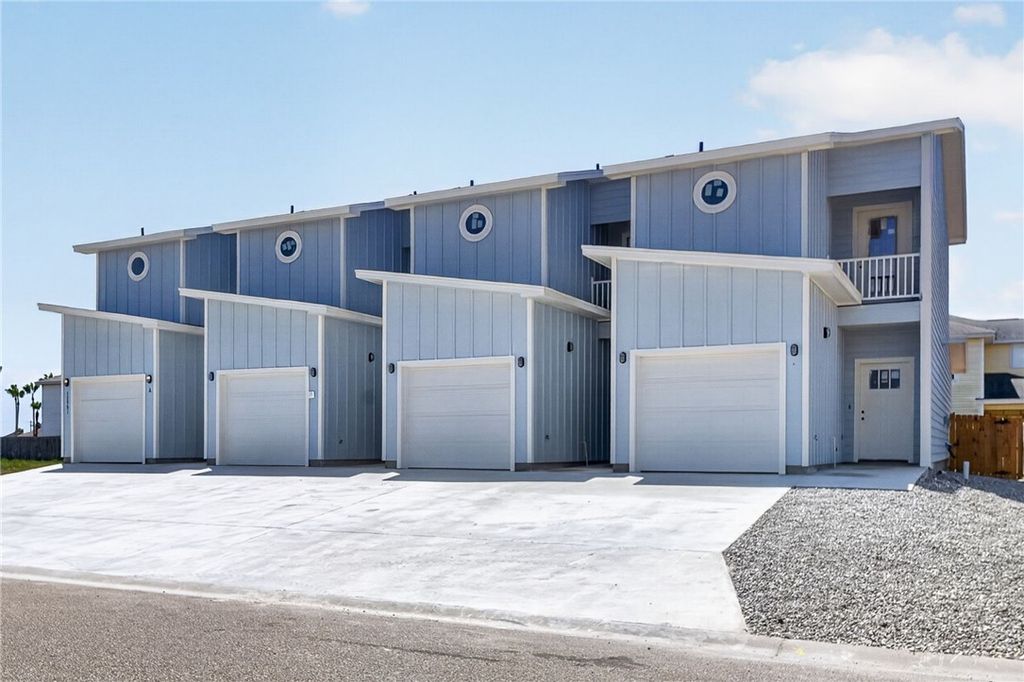 13981 Ports O Call Dr, Corpus Christi, TX 78418 — photo 3