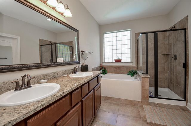 1310 Ellis Grove Lane, Rosenberg, TX 77471