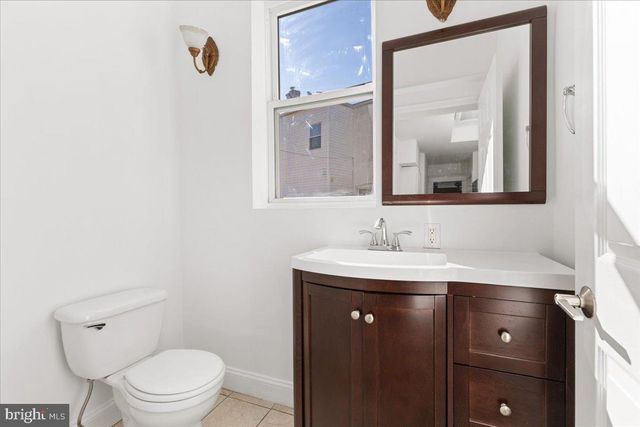 228 RHODE ISLAND AVE NW, Washington, DC 20001