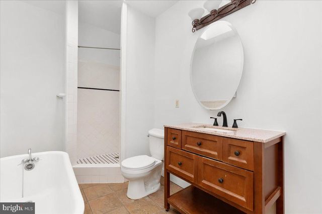 228 RHODE ISLAND AVE NW, Washington, DC 20001