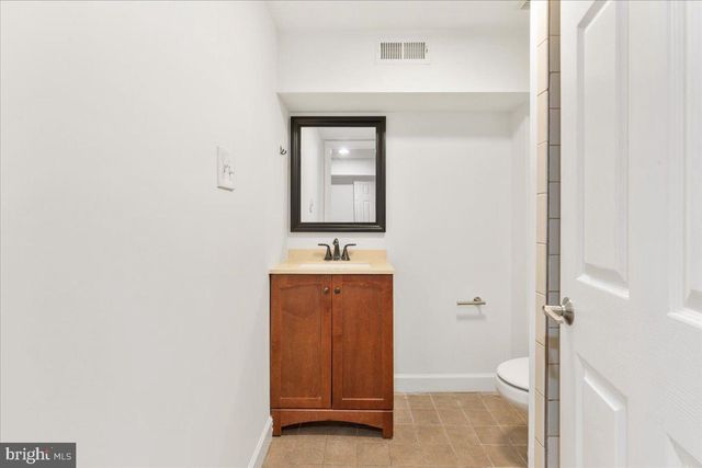 228 RHODE ISLAND AVE NW, Washington, DC 20001