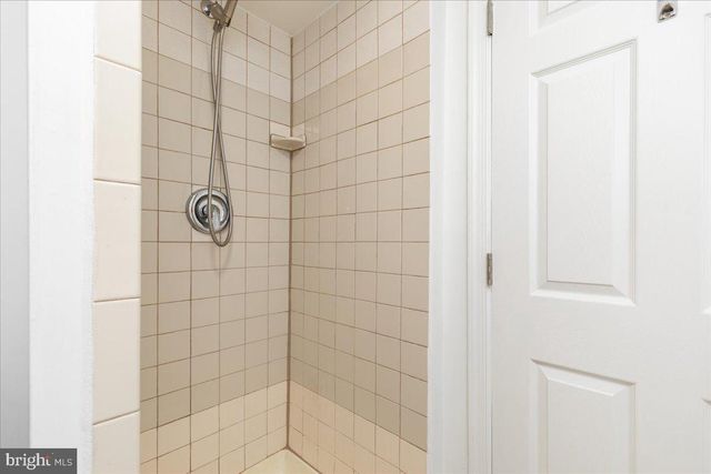 228 RHODE ISLAND AVE NW, Washington, DC 20001
