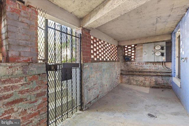 228 RHODE ISLAND AVE NW, Washington, DC 20001