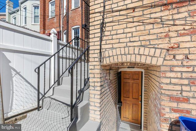 228 RHODE ISLAND AVE NW, Washington, DC 20001