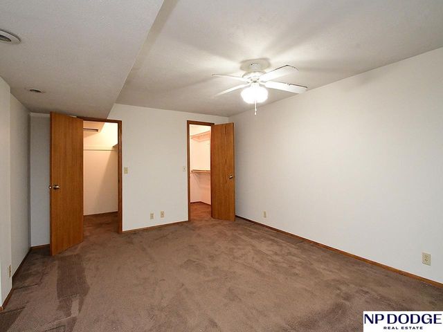 9404 Drexel Street, Omaha, NE 68127