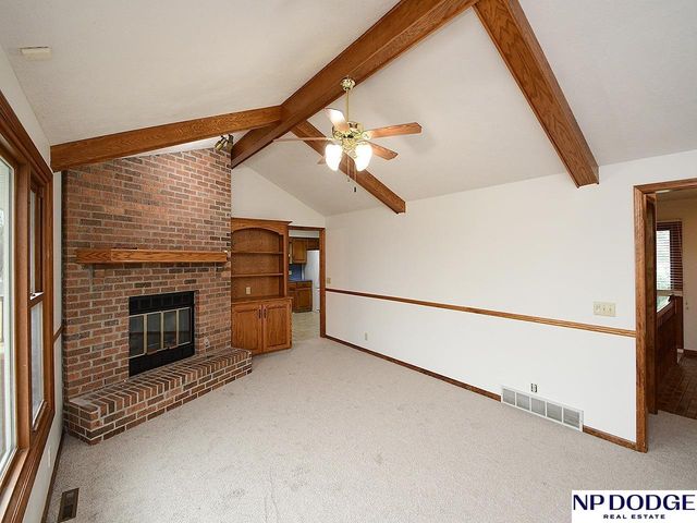 9404 Drexel Street, Omaha, NE 68127