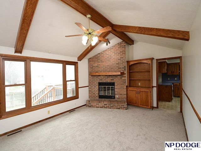 9404 Drexel Street, Omaha, NE 68127