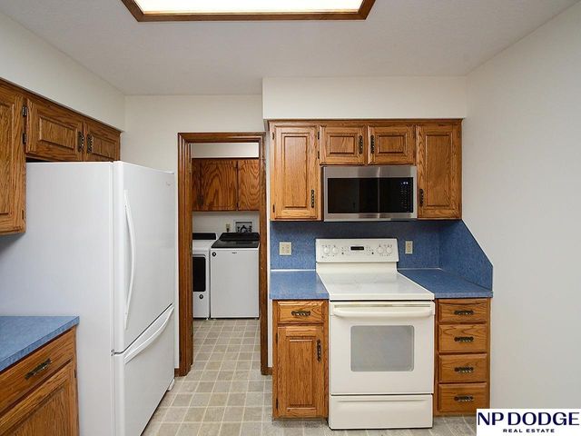 9404 Drexel Street, Omaha, NE 68127