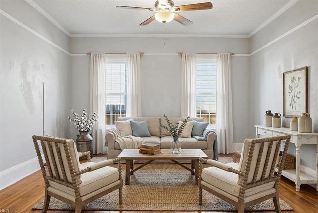 201 Beach RD, Hampton, VA 23664