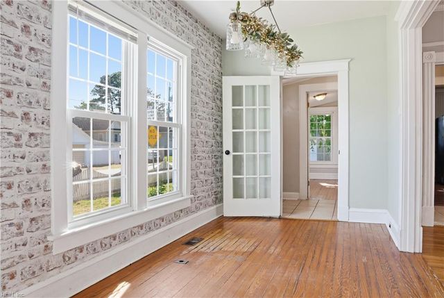 201 Beach RD, Hampton, VA 23664