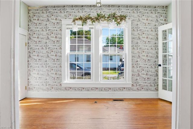 201 Beach RD, Hampton, VA 23664