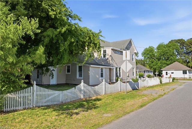 201 Beach RD, Hampton, VA 23664