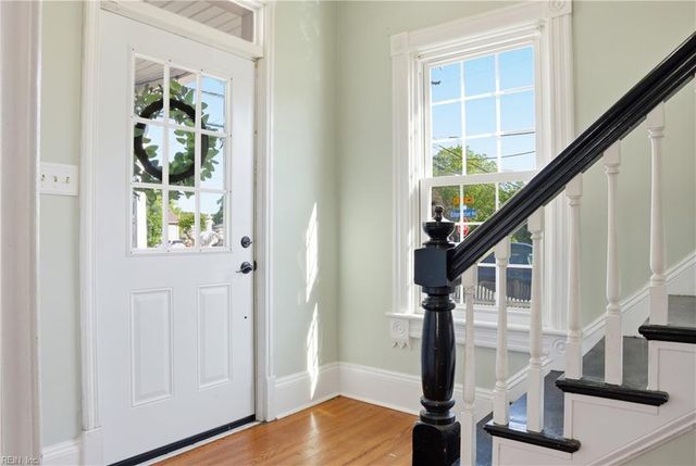 201 Beach RD, Hampton, VA 23664
