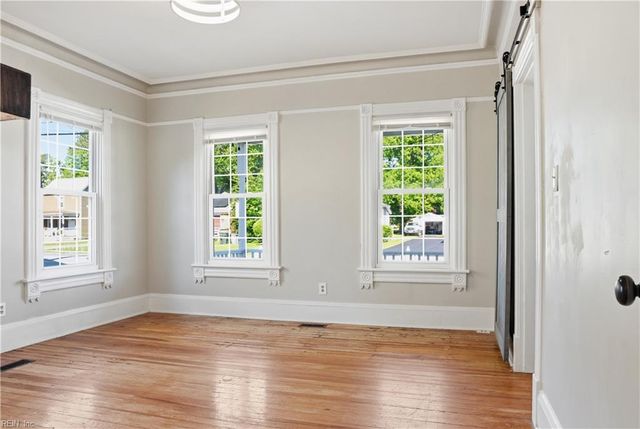 201 Beach RD, Hampton, VA 23664