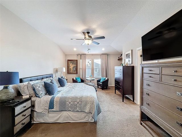 1914 LAKE WATERS PLACE, Lutz, FL 33558