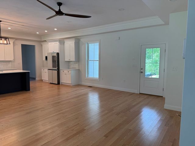 58 Lelandville Road, Charlton, MA 01507