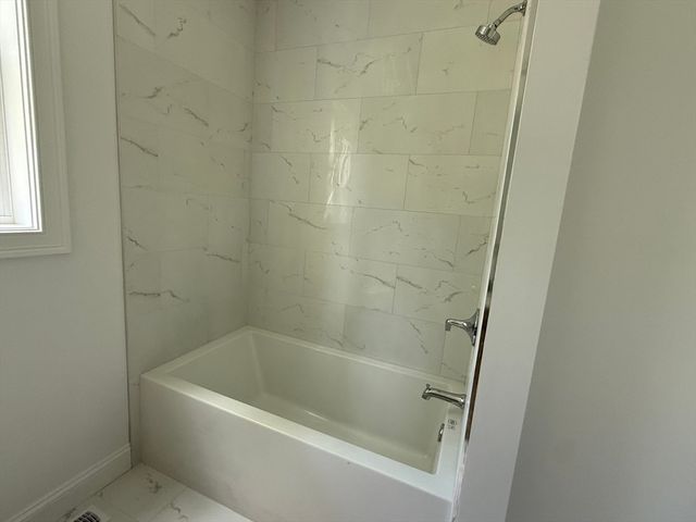 58 Lelandville Road, Charlton, MA 01507