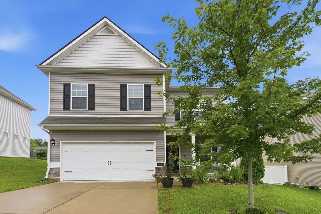 3015 Goodtown Trce, Columbia, TN 38401
