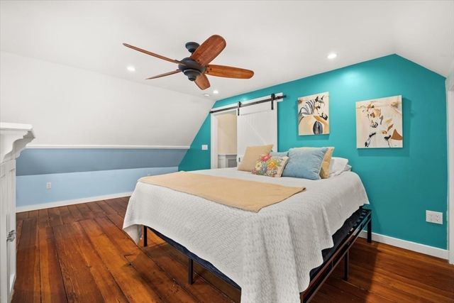 106 Bay St, Taunton, MA 02780